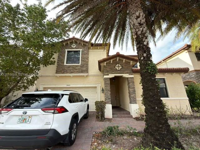 9845 Nw 86th Terrace, Doral