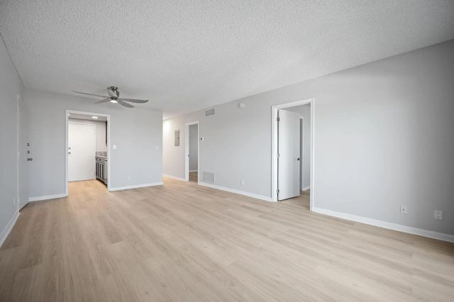 5 of 53 - 900 Ne 18th Avenue #1407, Fort Lauderdale, FL