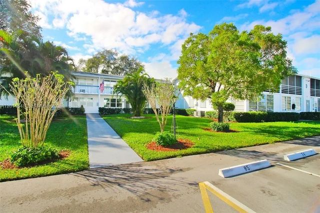2 of 42 - 70 Prescott D #70, Deerfield Beach, FL