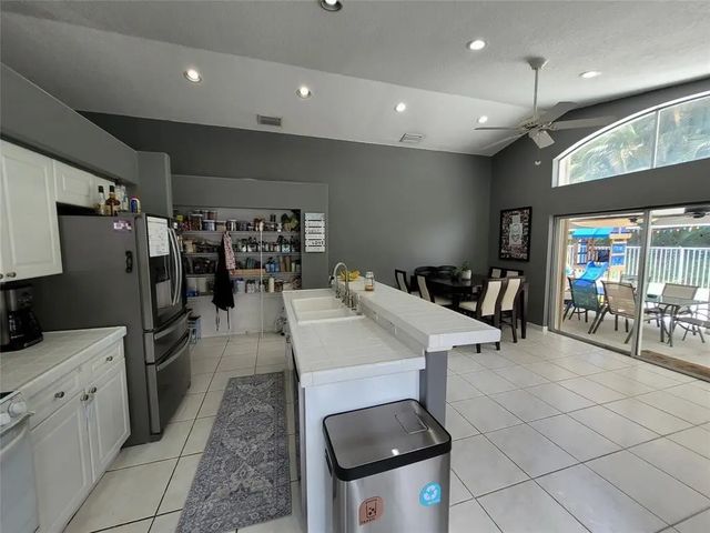 2 of 33 - 6416 Barton Creek Circle, Lake Worth, FL
