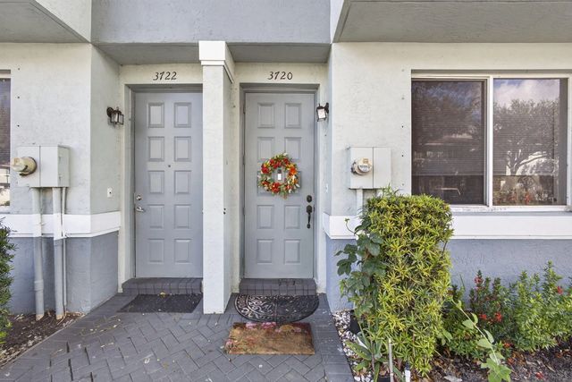 3 of 30 - 3720 Oleander Terrace, Riviera Beach, FL