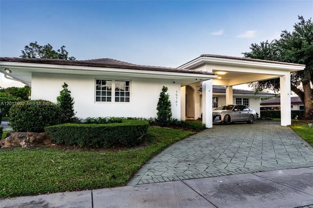 5 of 42 - 15761 Turnberry Drive, Miami Lakes, FL