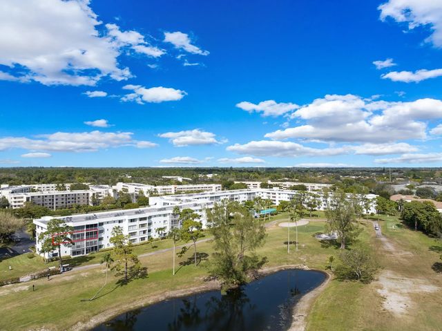 5 of 36 - 6698 10th Avenue N #327, Lake Worth, FL
