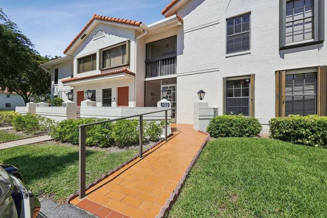 9681 E Sills Dr E #102, Boynton Beach