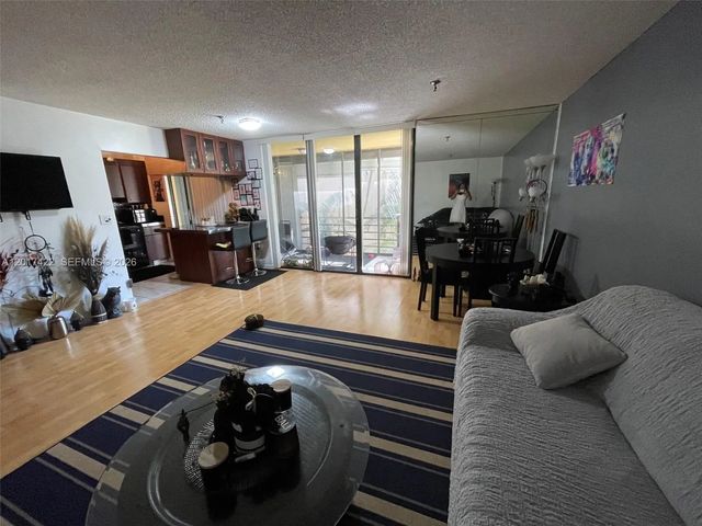 2 of 43 - 671 Ne 195th Street #207-e, Miami, FL