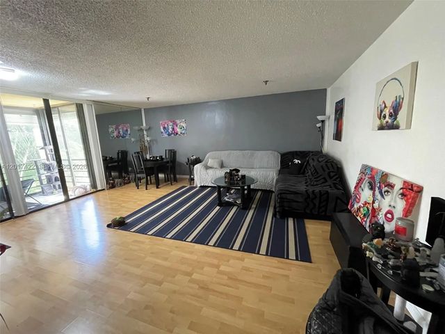 3 of 43 - 671 Ne 195th Street #207-e, Miami, FL