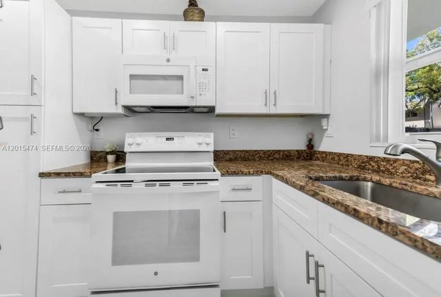 4 of 27 - 1425 Arthur Street #103a, Hollywood, FL