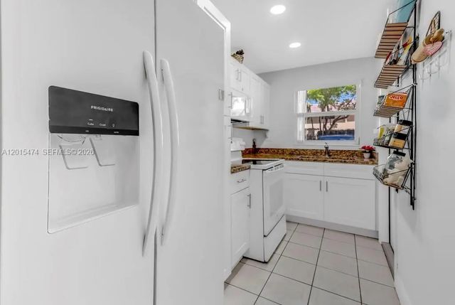 5 of 27 - 1425 Arthur Street #103a, Hollywood, FL