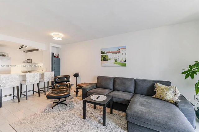 3 of 43 - 1331 Lincoln Road #704, Miami Beach, FL