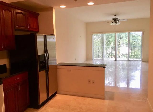 4 of 17 - 1610 Presidential Way  #b-305, West Palm Beach, FL