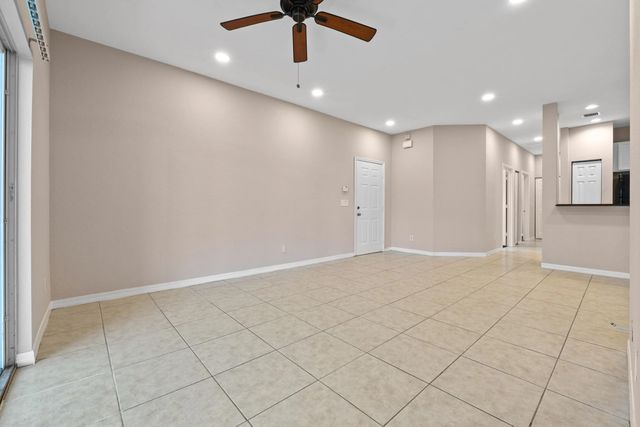 5 of 26 - 3105 Grandiflora Drive, Greenacres, FL
