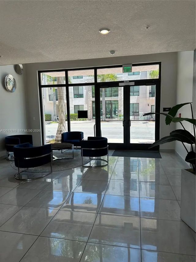 3 of 18 - 8201 Nw 41st Street #d-203, Doral, FL
