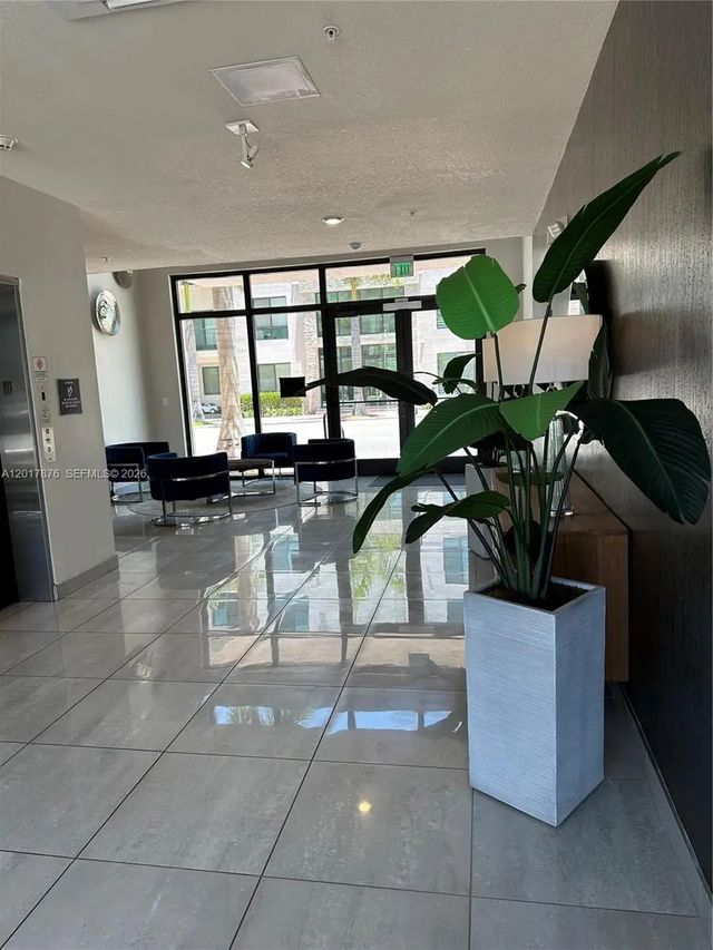 4 of 18 - 8201 Nw 41st Street #d-203, Doral, FL