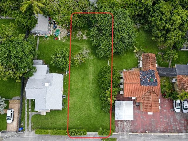 2 of 4 - 26 St 1555 Nw 26 Street, Miami, FL