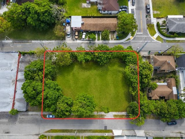 2 of 10 - 3509 Nw 9th Avenue, Miami, FL