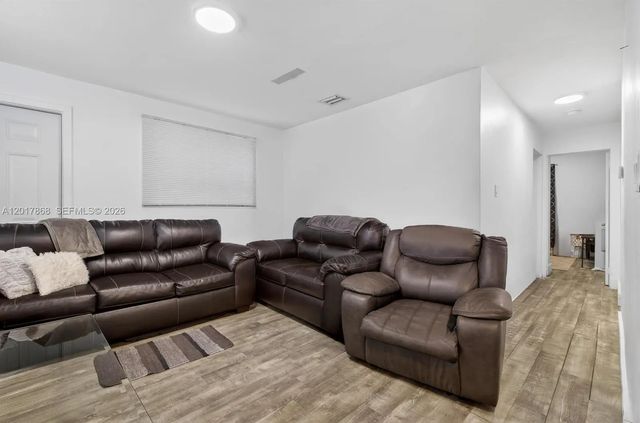 3 of 18 - 726 Phippen Waiters Road, Dania Beach, FL