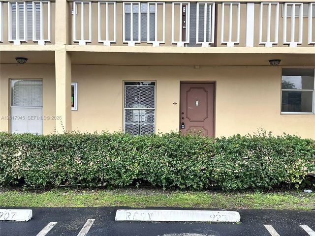 6001 Nw 61st Avenue #111, Tamarac