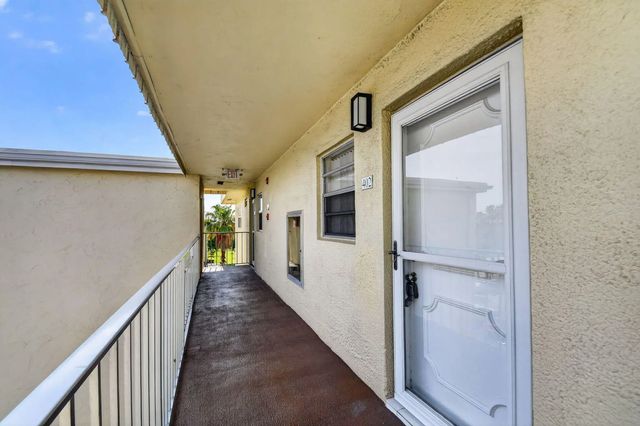4 of 52 - 2515 Ne 1st Court #4020, Boynton Beach, FL