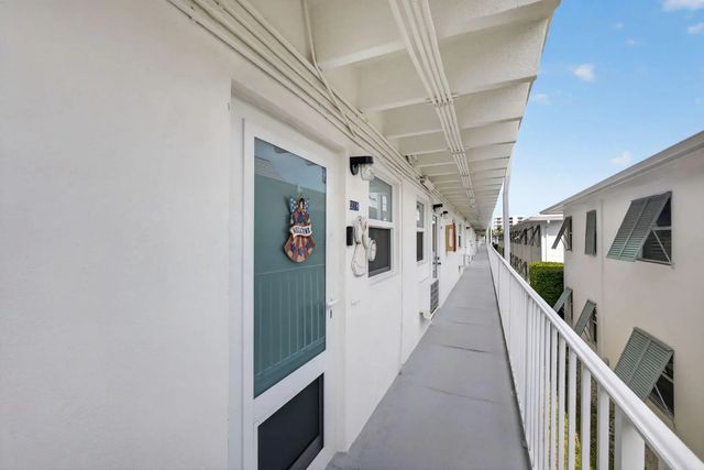 5 of 27 - 4001 S Ocean Boulevard #218, South Palm Beach, FL