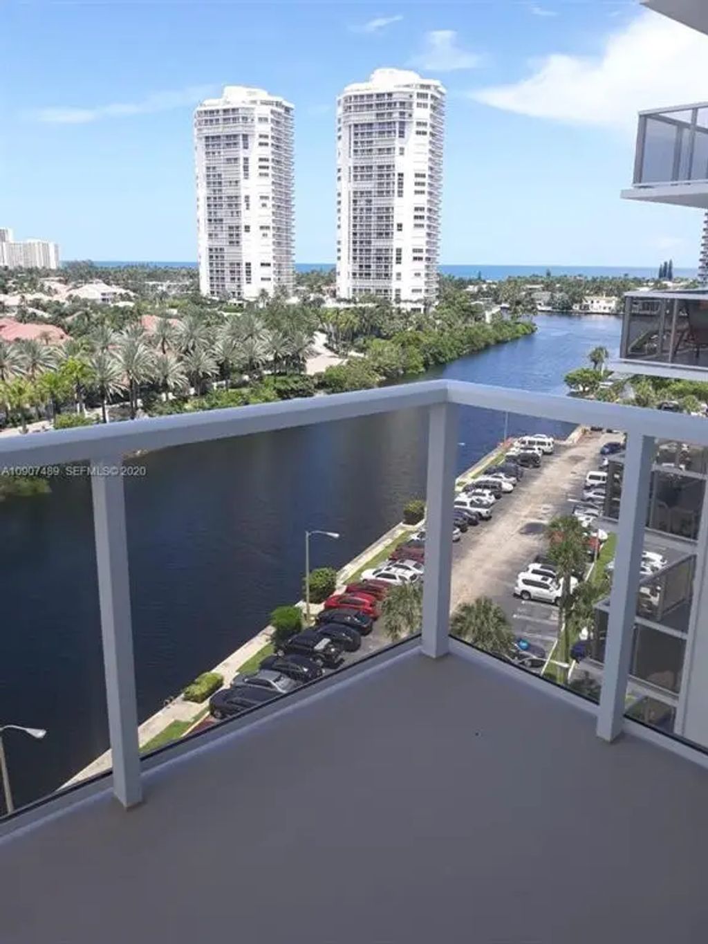 3701 N Country Club Drive #1008, Aventura