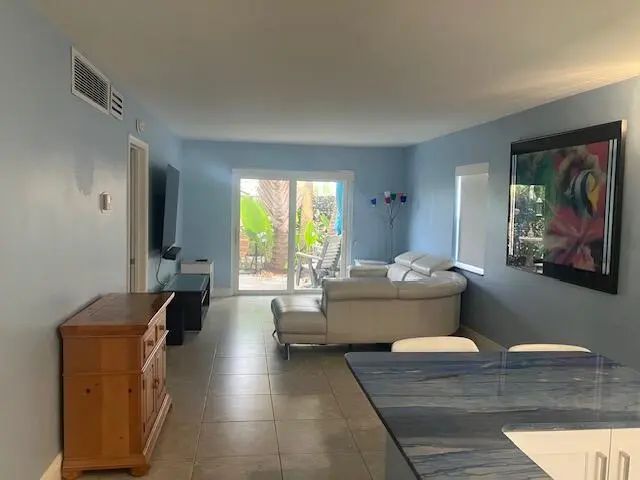 2901 Ne 51st Street #5, Fort Lauderdale