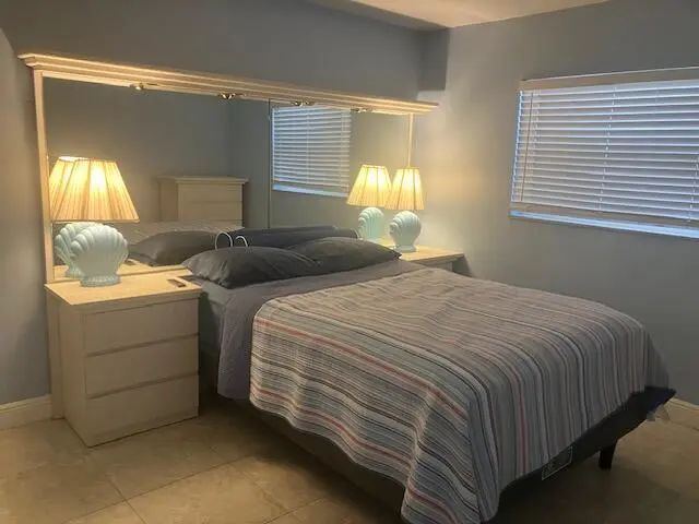 2 of 15 - 2901 Ne 51st Street #5, Fort Lauderdale, FL