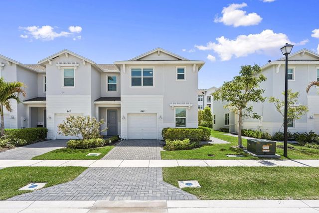 840 Se Grovebush Lane, Port St. Lucie