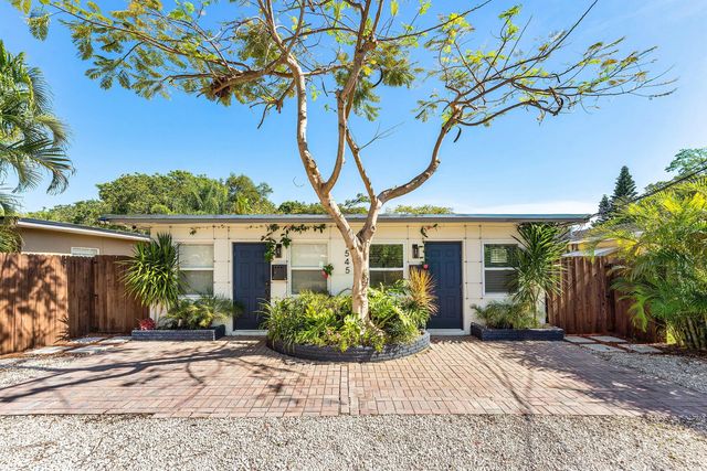 1545 Ne 32nd Street, Oakland Park