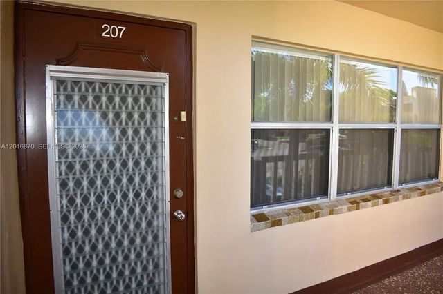 8851 Sunrise Lakes Boulevard #207, Sunrise
