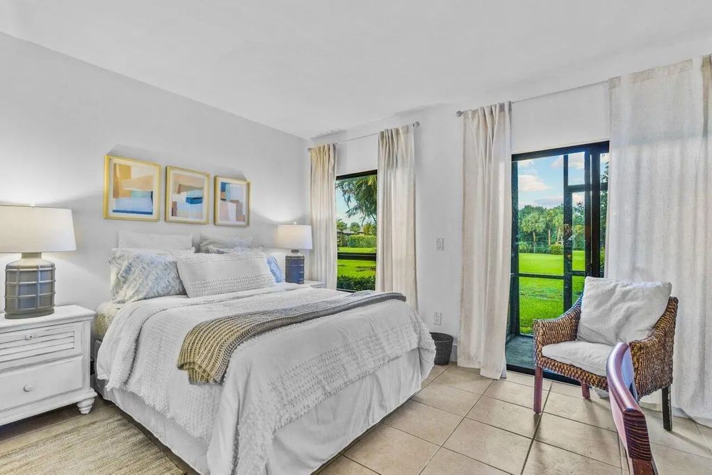 13334 Polo Club Road #207, Wellington