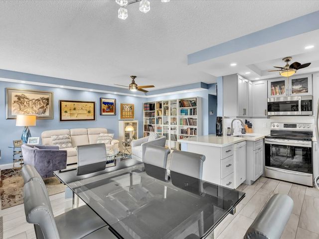5 of 37 - 4038 Swansea B, Deerfield Beach, FL
