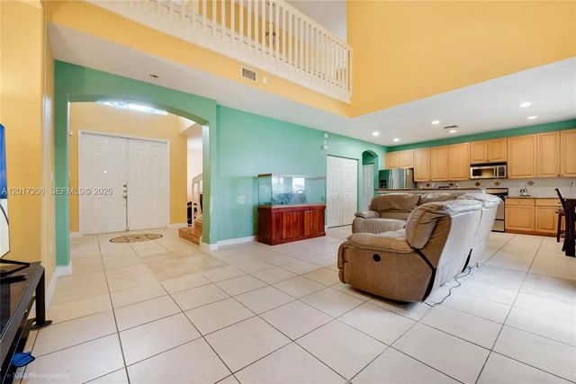 4 of 15 - 1402 Se 16th Avenue, Homestead, FL