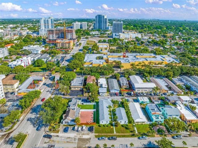 5 of 60 - 699 S Federal Highway, Hollywood, FL