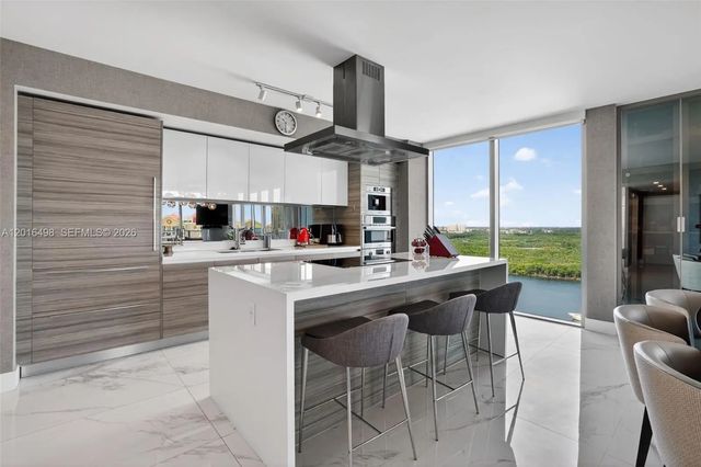 5 of 54 - 330 Sunny Isles Boulevard #5-2301, Sunny Isles Beach, FL