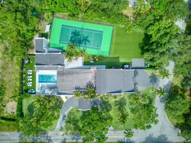 9715 Sw 89th Court, Miami