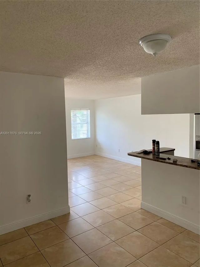 5 of 14 - 1221 Sw 122nd Avenue #207, Miami, FL