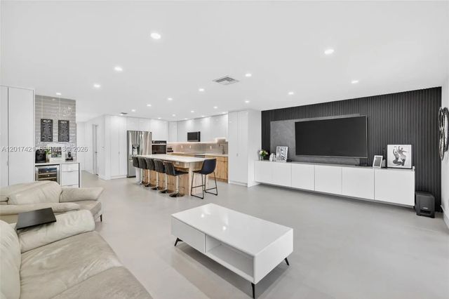 2 of 79 - 3848 Atlanta Street, Hollywood, FL