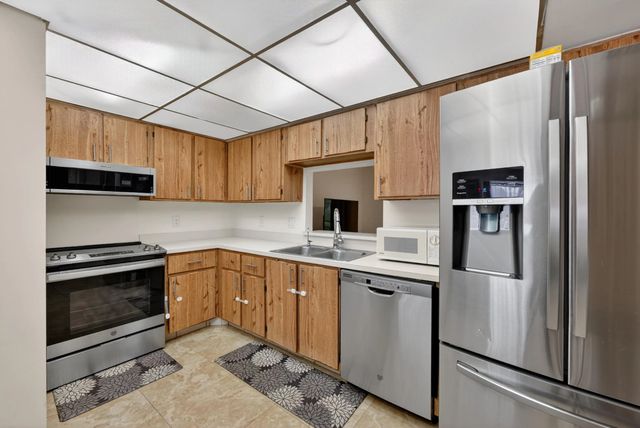 5 of 18 - 9409 Nw 42nd Street, Sunrise, FL
