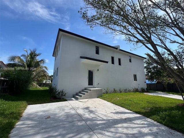 1755 Nw 107 Street, Miami