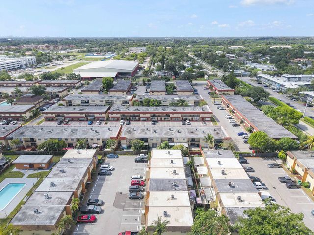 5 of 40 - 6659 Sw 41st Place #38, Davie, FL