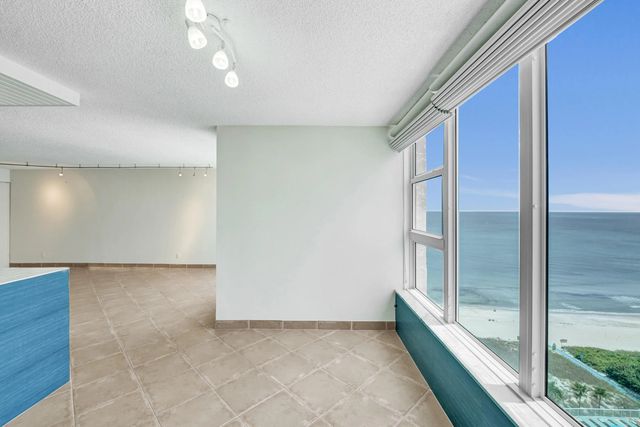 4 of 43 - 1620 S Ocean Boulevard #14-d, Lauderdale-By-The-Sea, FL