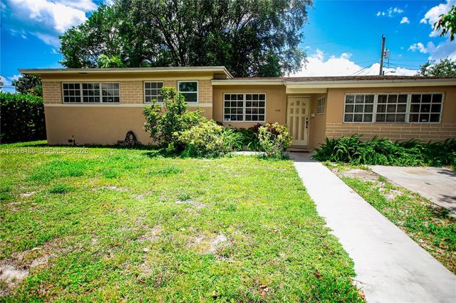 4 of 5 - 1100 Ne 160th Terrace, North Miami Beach, FL