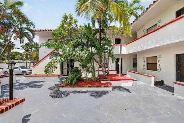 3 of 6 - 2300 Ne 6th Avenue, Wilton Manors, FL