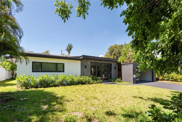 2 of 30 - 2308 Se 18 Street, Fort Lauderdale, FL
