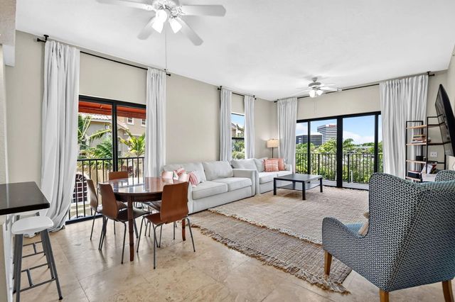 1620 Presidential Way #402, West Palm Beach
