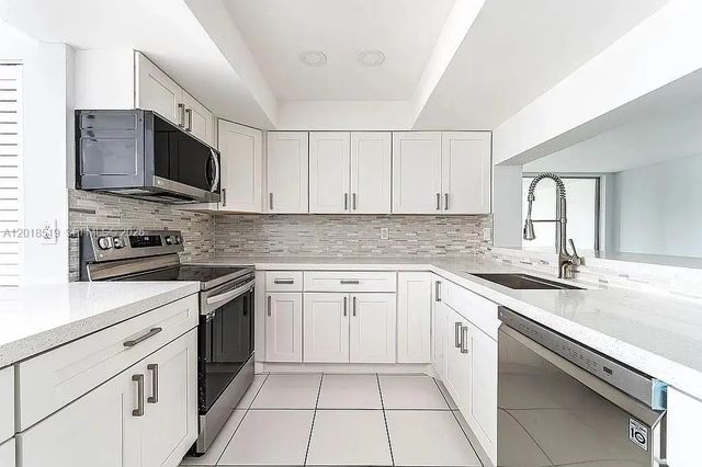1931 Sabal Palm Drive #301, Davie