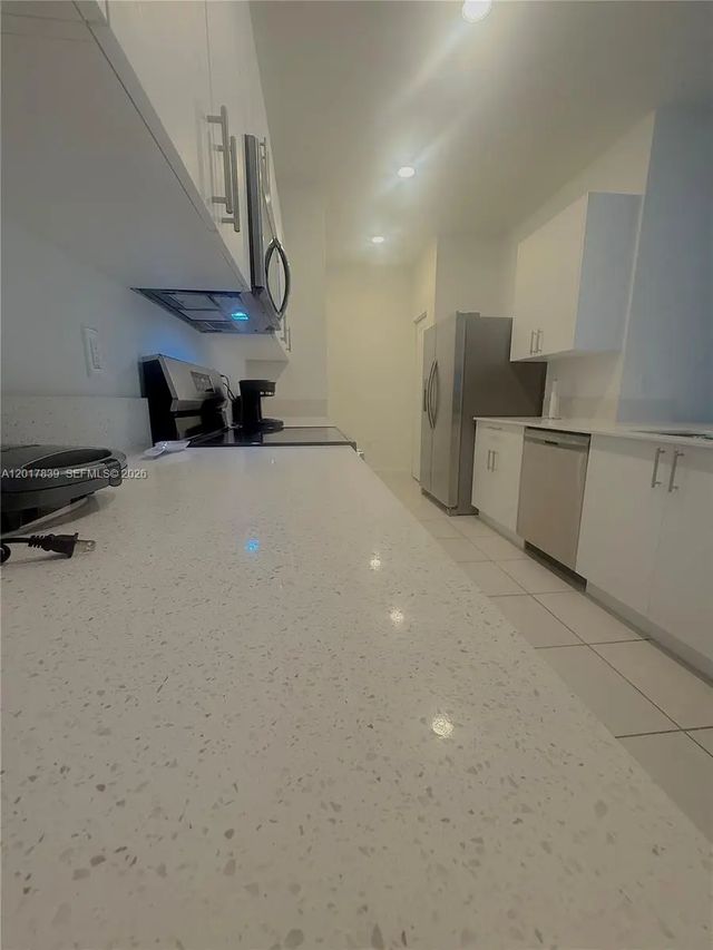 4 of 43 - 4941 Oakmont Drive #5838, Dania Beach, FL