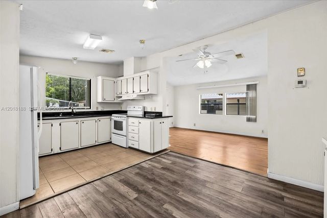 5 of 43 - 8208 W Bitterbush Lane, Port St. Lucie, FL