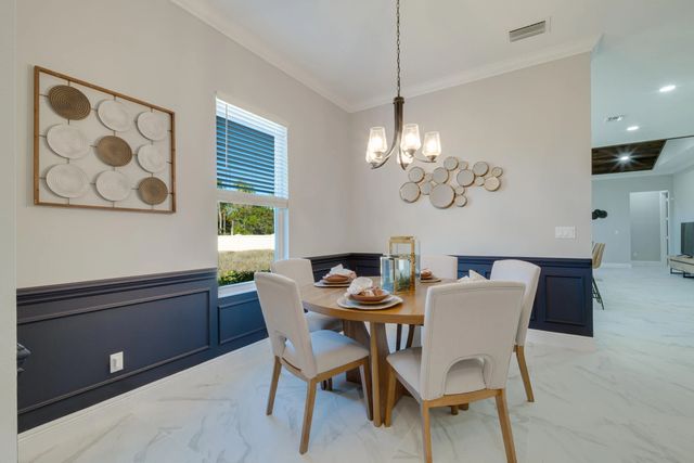 2 of 34 - 2005 Bridgepointe Circle #97, Vero Beach, FL