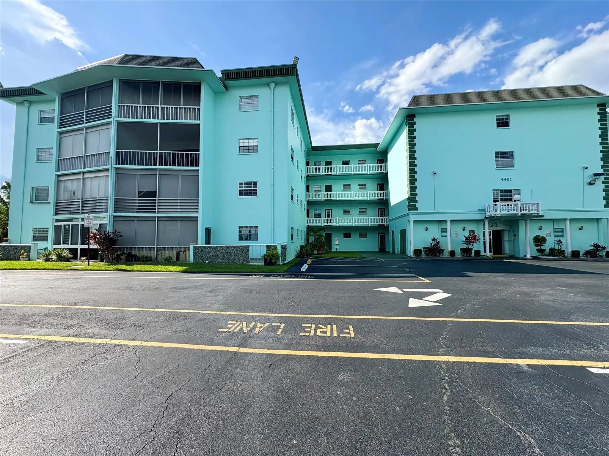 4401 Nw 41st Street #110, Lauderdale Lakes